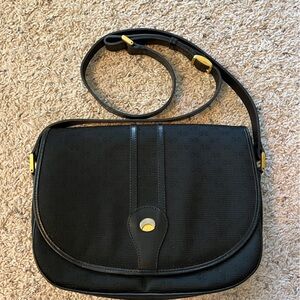 Black vintage Gucci Ophidia-style crossbody medium size purse